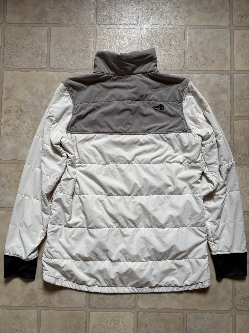 The North Face Women’s Size Large 1/4 Snap Quilted Pullover Gray/Cream - Picture 2 of 7